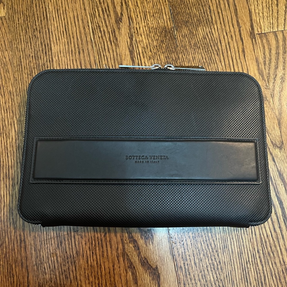 Bottega Veneta clutch